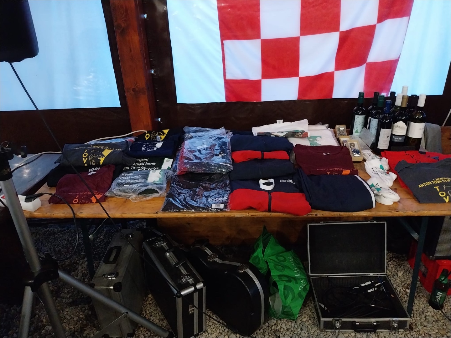 18264d13-4de1-497f-a6f5-bec58a589ec8