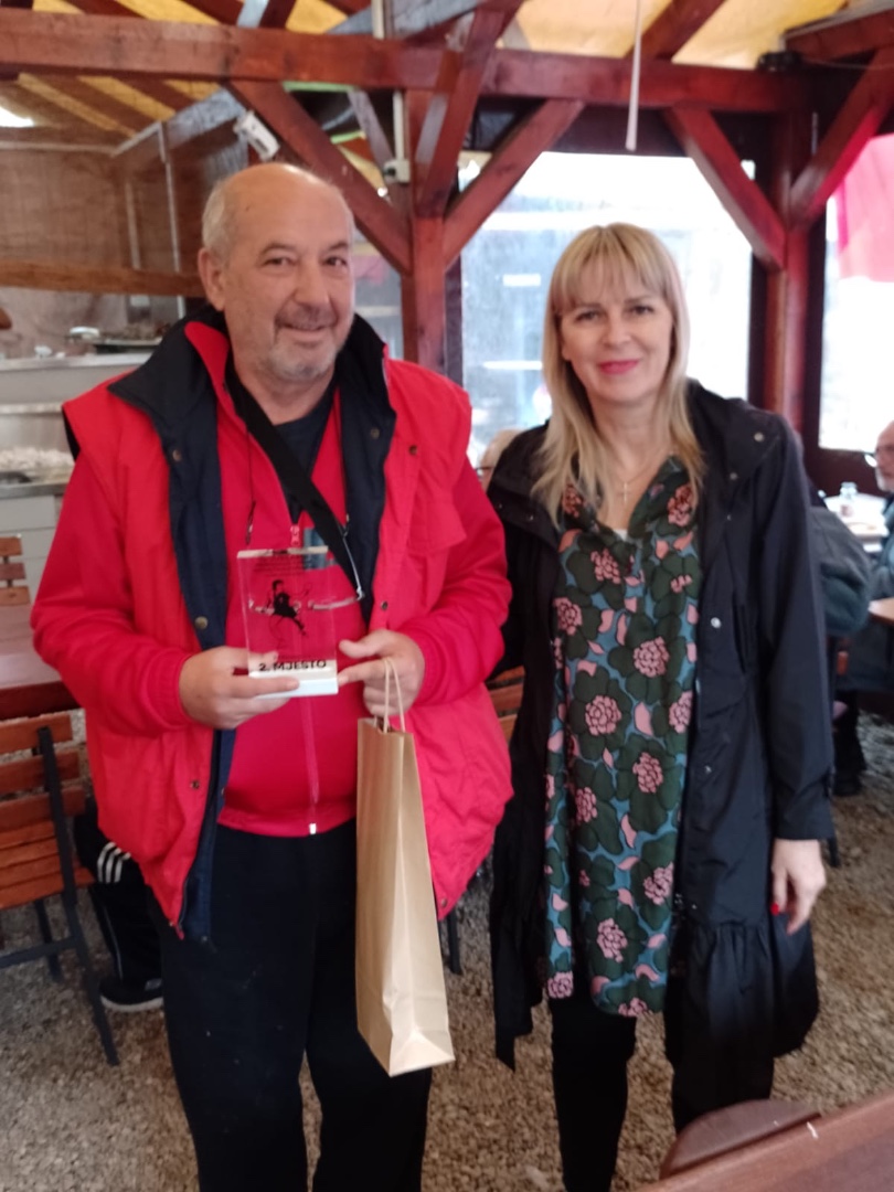 2a44c405-2a86-4f7e-8e3c-49fc4eaed511