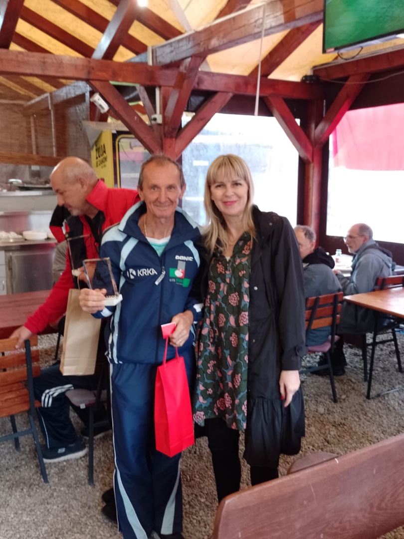 87cbb60d-a399-41ac-b6b9-8a0530f59535