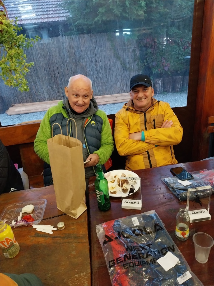 8bba422f-d3e5-4e4d-9a2e-06aac56e254f