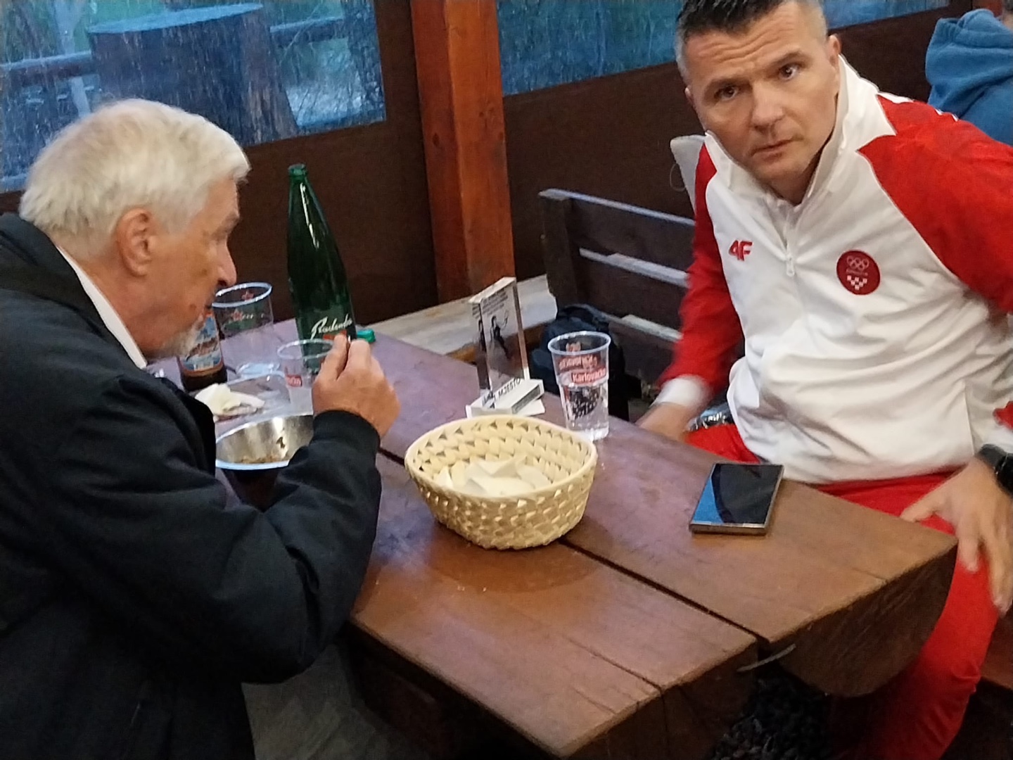 d308dd96-c879-4b56-89dc-2e5d4d9b38d9